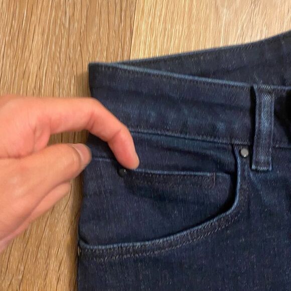 Aritzia Motive Flare Jeans High Rise Tight Flared Jeans Wide Leg Dark Size 28 - Picture 5 of 8